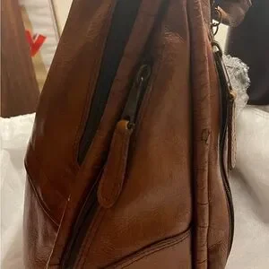 Bags | 10 Columbia Leather Backpack | Poshmark display picture 3